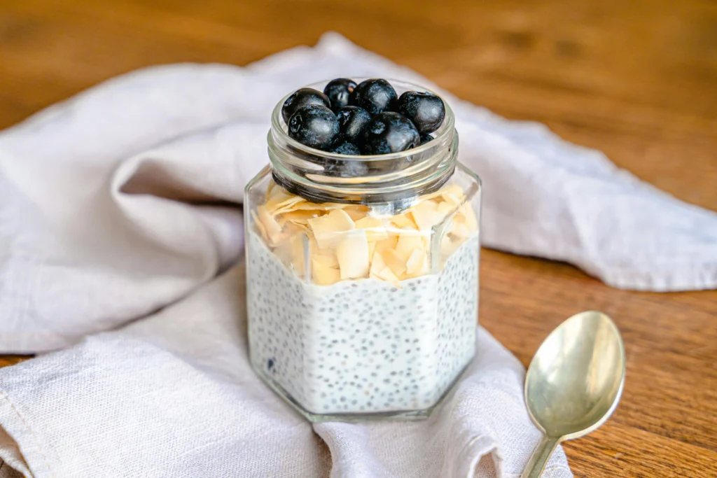 Blueberry Almond Overnight Oats